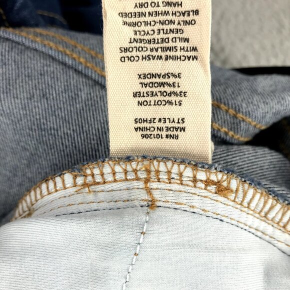 SOFT SURROUNDINGS Womens SMALL The Ultimate Pull On Stretch Denim Crop Jeans - Picture 4 of 12